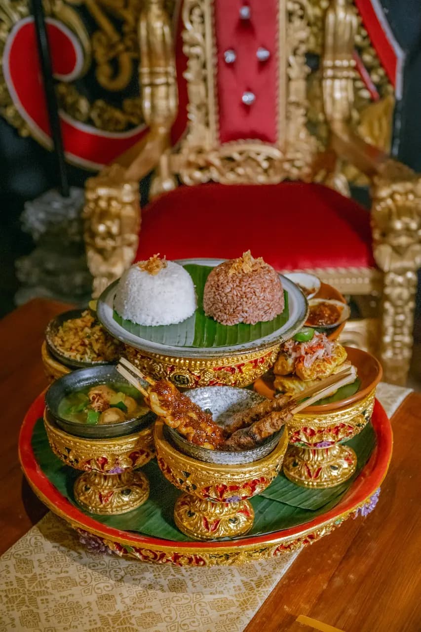 royal-dining