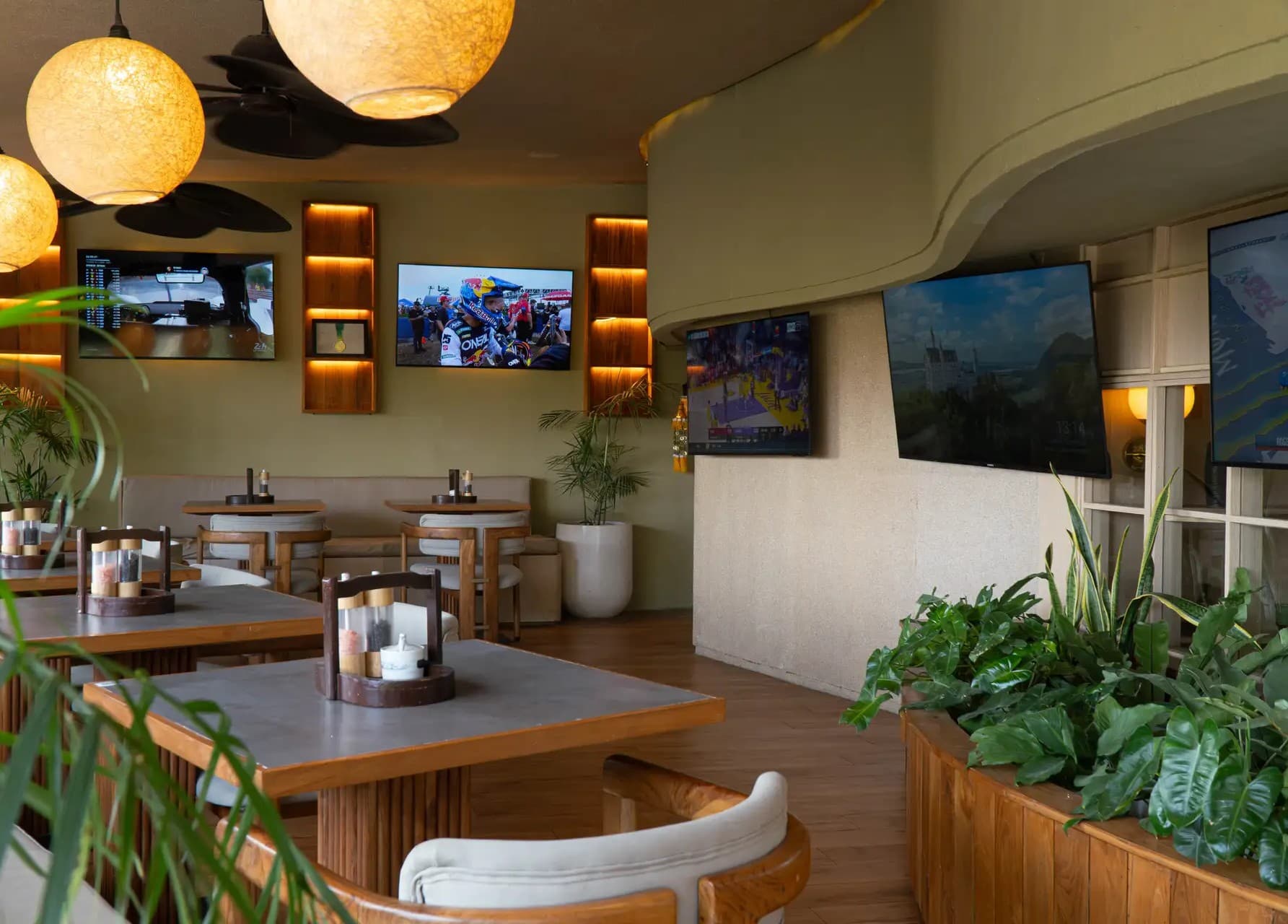 Shichirin Seminyak Sport Bar 1
