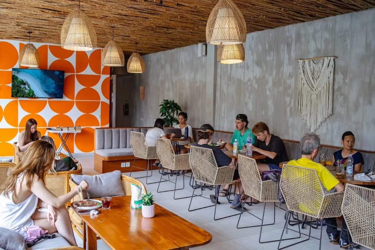 Tempat Makan di Canggu Terbaik